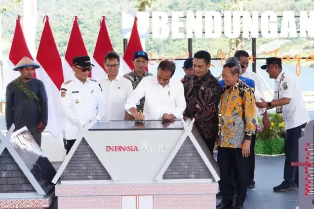 Jokowi Resmikan Bendungan Pamukkulu,Anggaran Rp 1,83 Triliun